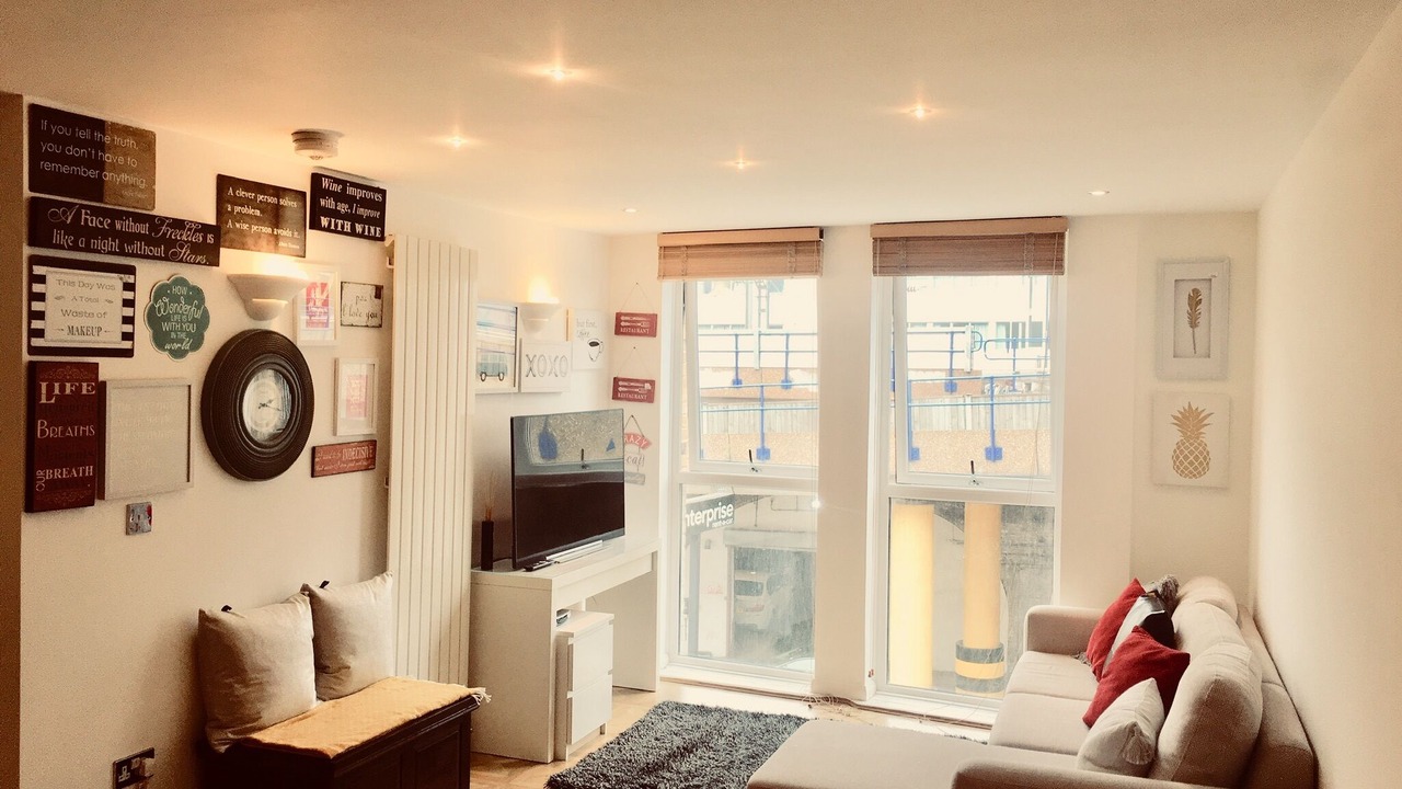 Photo of Livingroom in Tower Hill