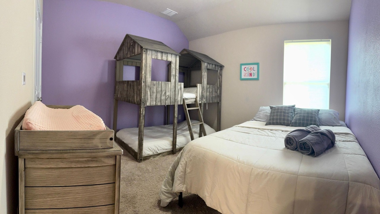 Photo of Bedroom in Allen