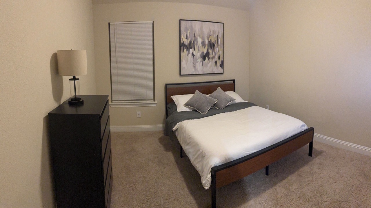 Photo of Bedroom in Allen