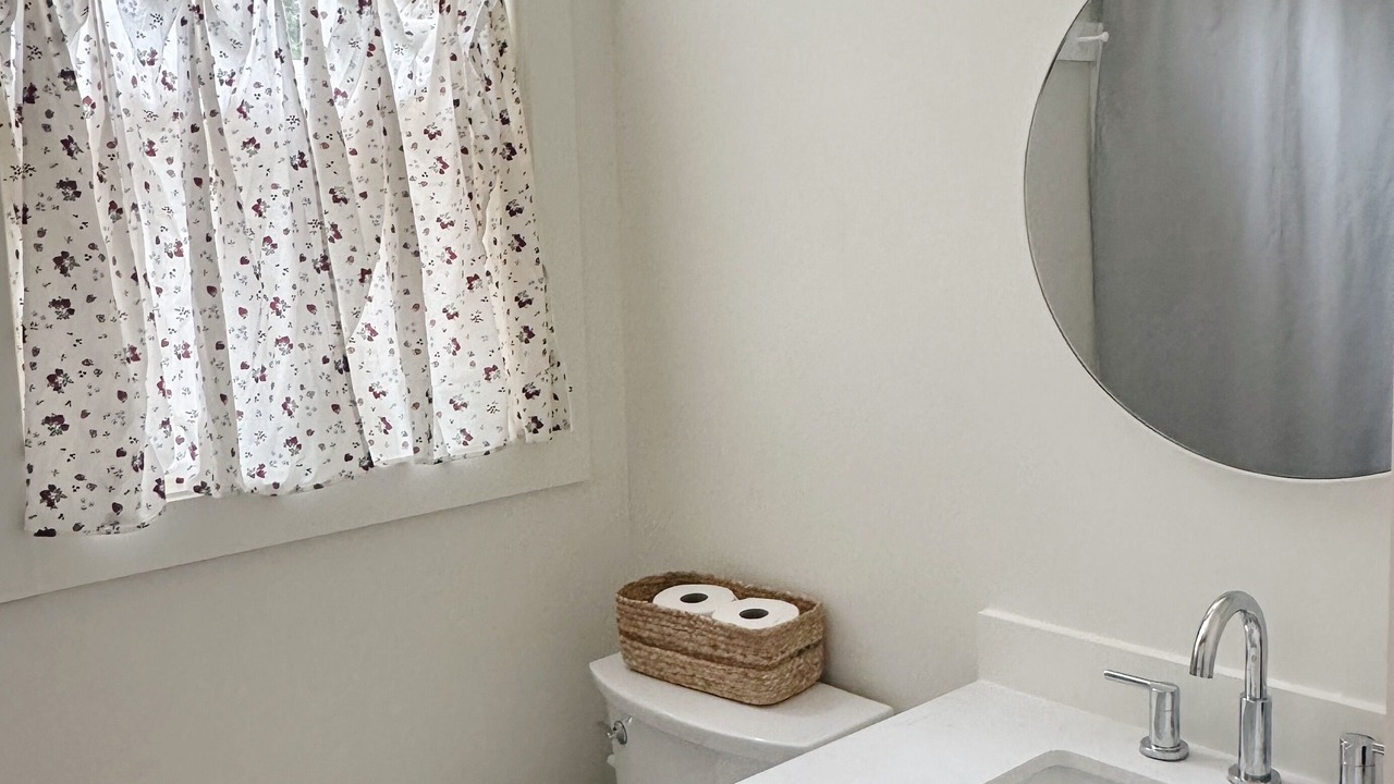 Photo of Bathroom in Garfield