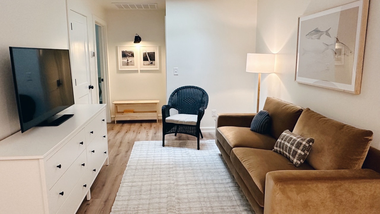 Photo of Livingroom in Garfield