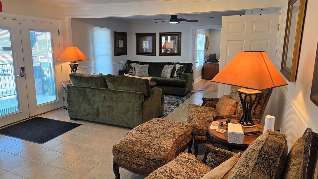 Photo of Livingroom in Downtown Branson