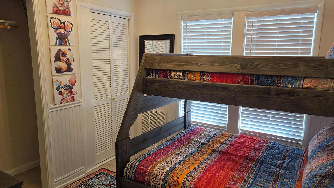 Photo of Bedroom in Downtown Branson