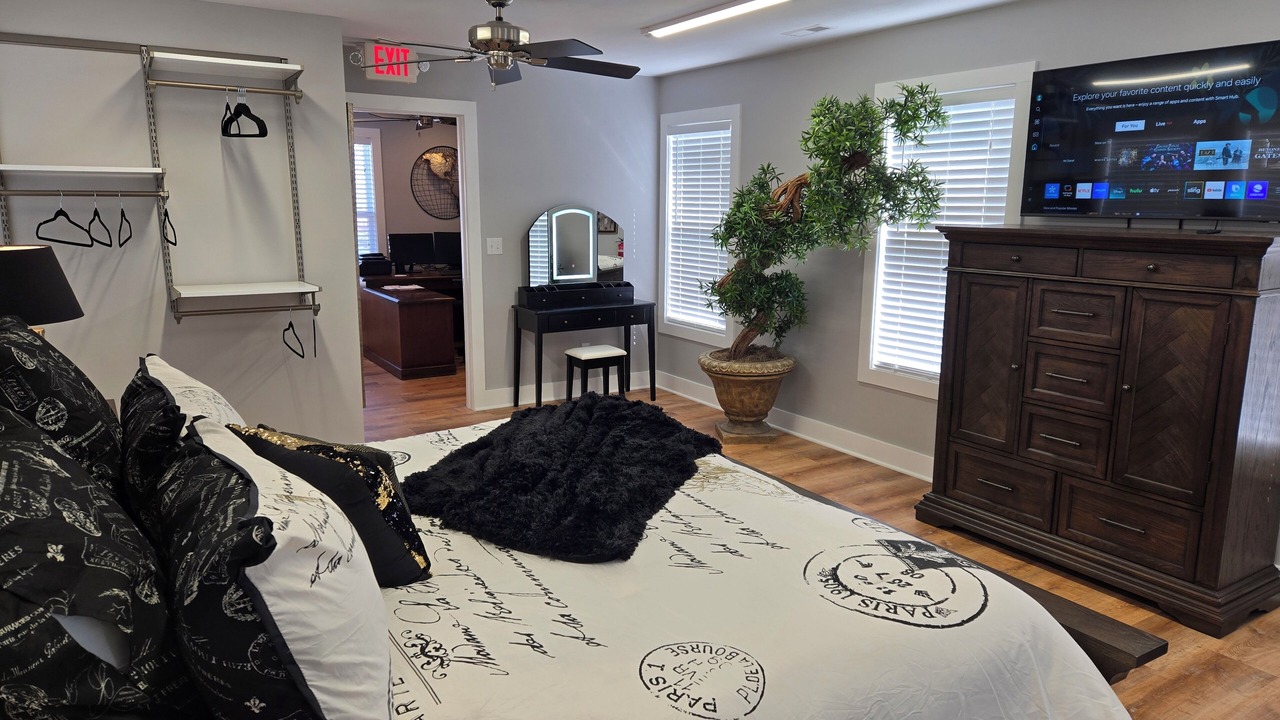 Photo of Bedroom in Downtown Branson