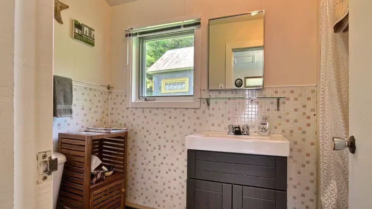 Photo of Bathroom in Riviere-Ouelle