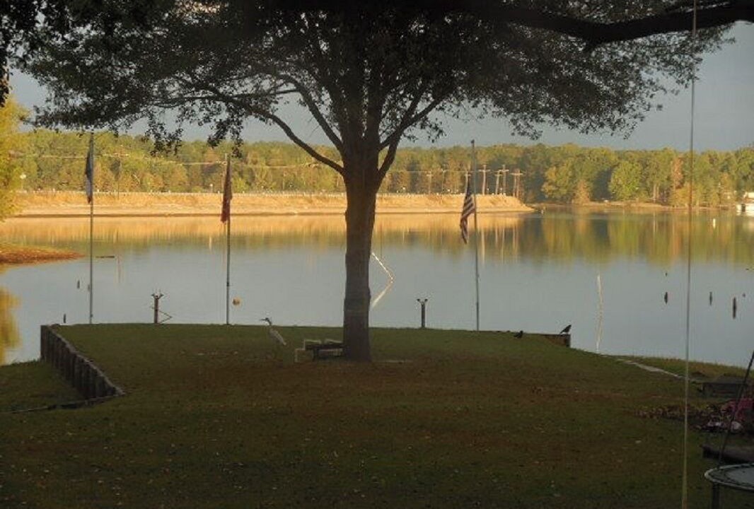 Photo of Others in Hemphill
