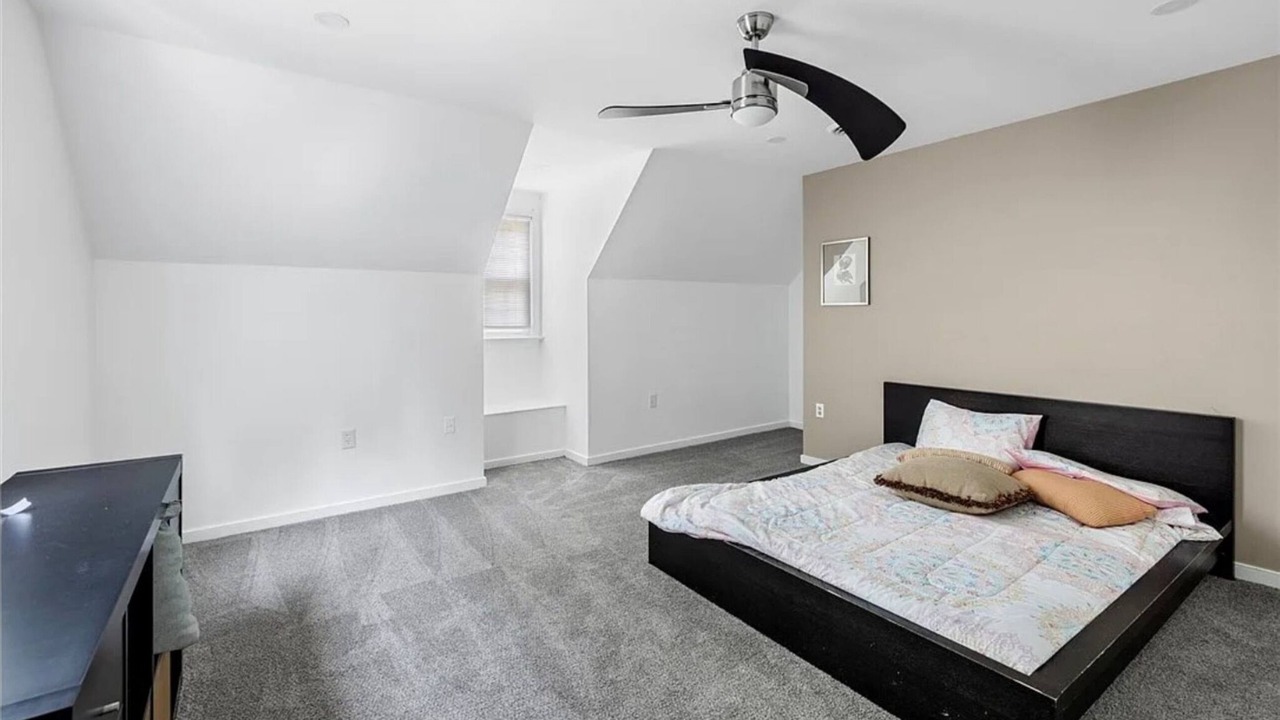 Photo of Bedroom in Chesterfield