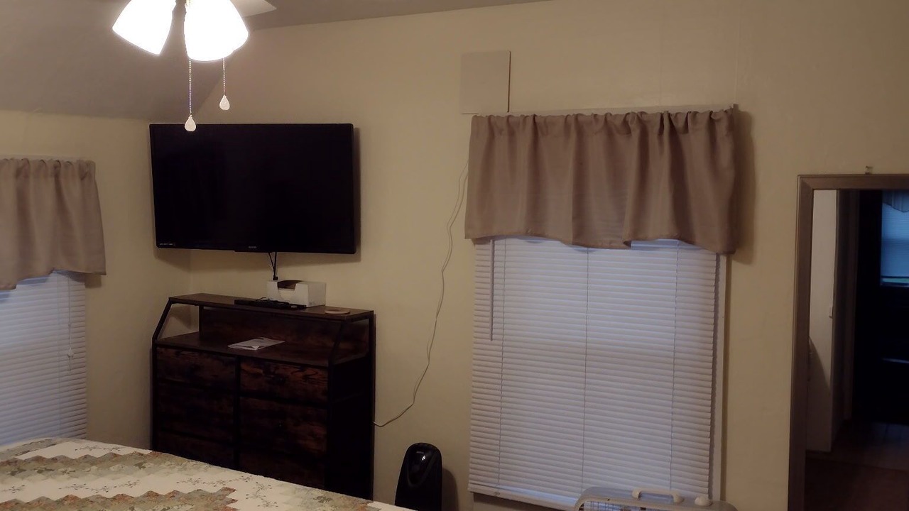 Photo of Bedroom in Verona Beach