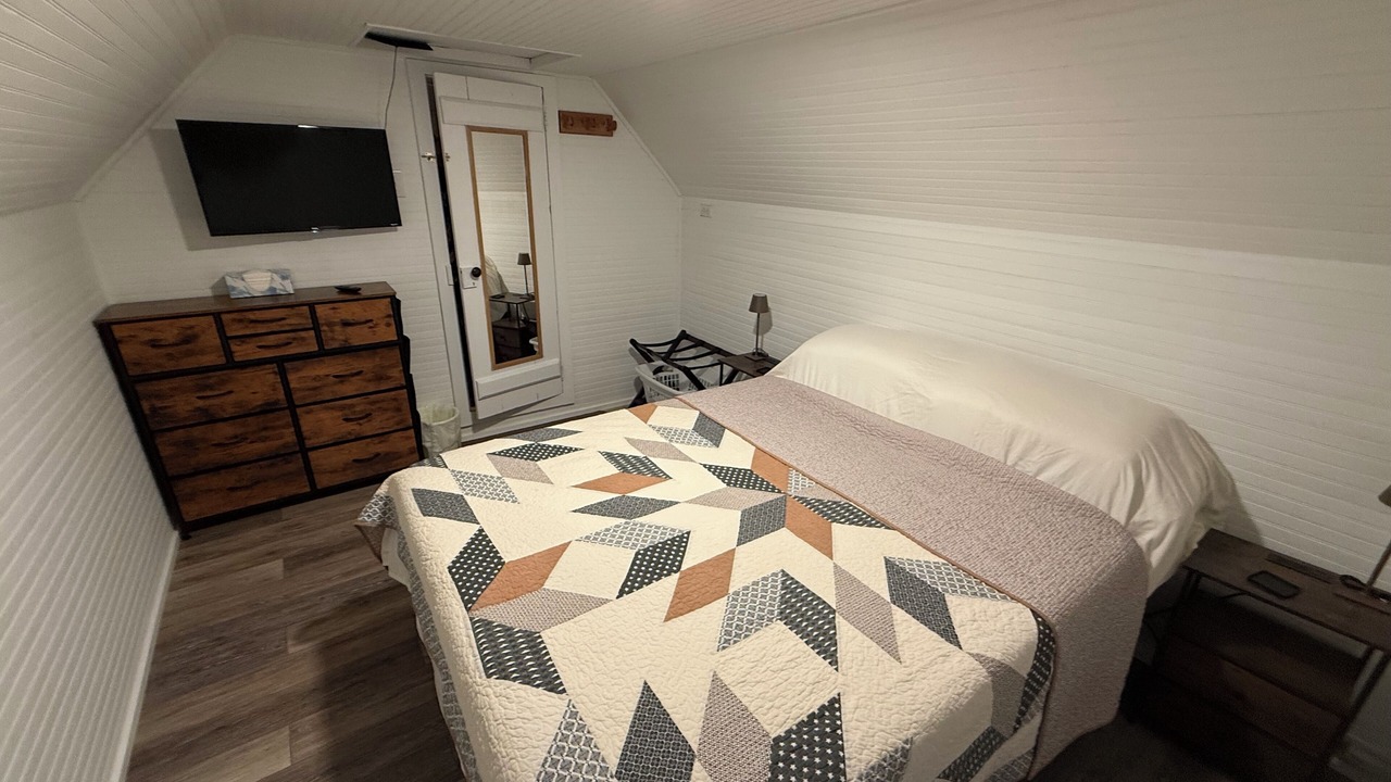 Photo of Bedroom in Verona Beach