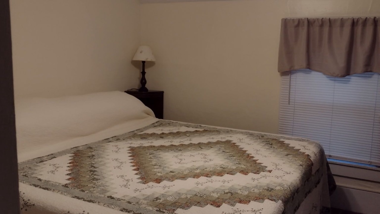 Photo of Bedroom in Verona Beach