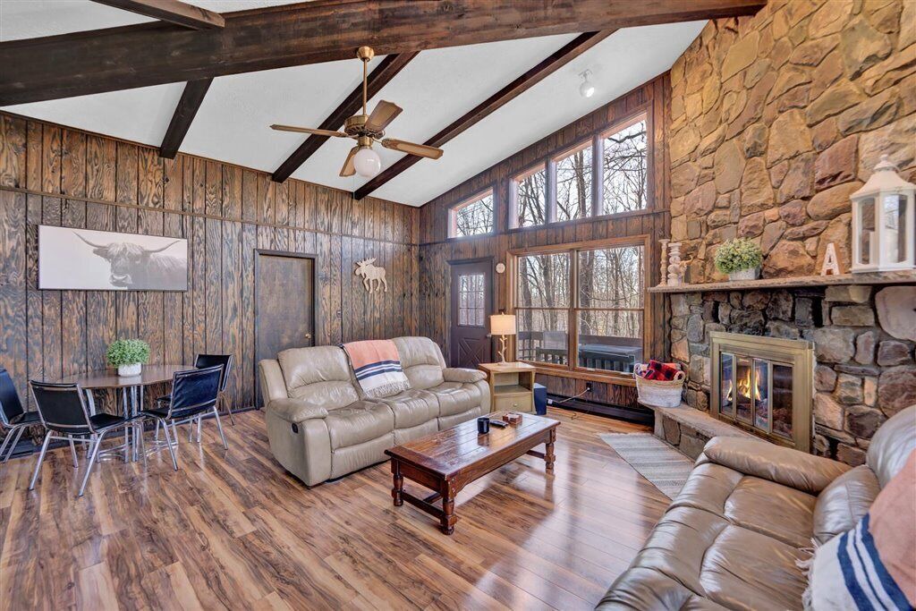 Photo of Livingroom in Gouldsboro