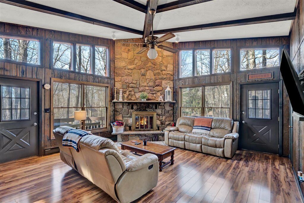 Photo of Livingroom in Gouldsboro