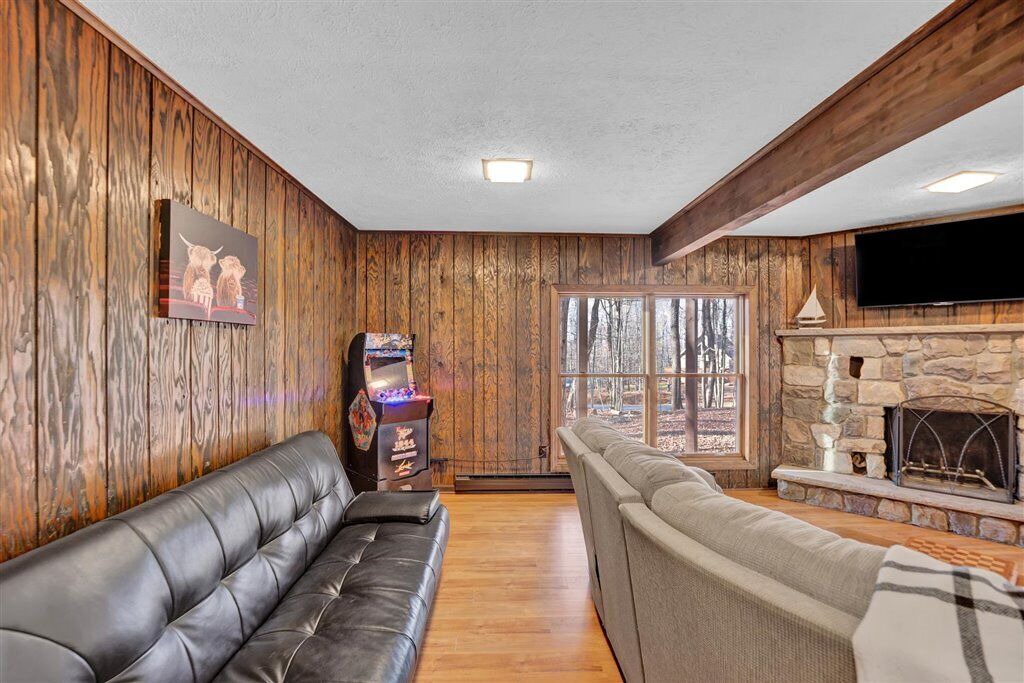 Photo of Livingroom in Gouldsboro