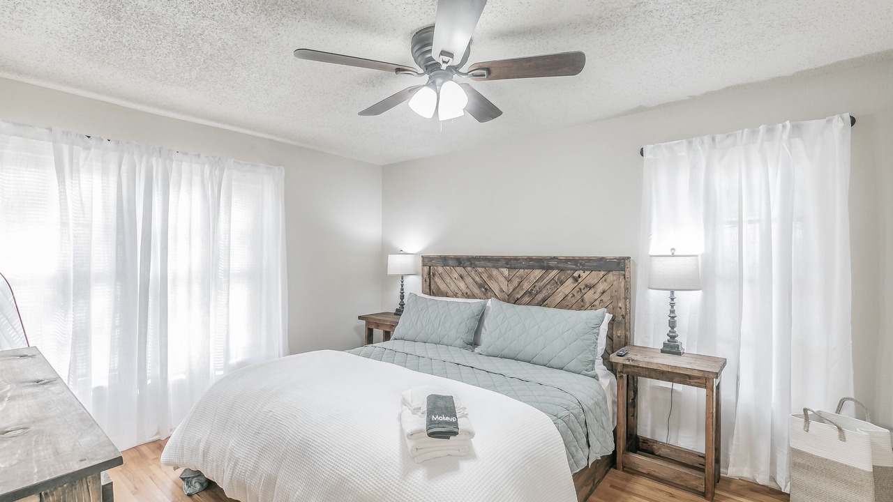 Photo of Bedroom in Fort Worth Cultural District