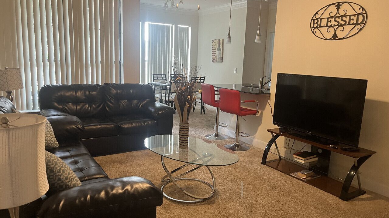 Photo of Livingroom in Nassau Bay