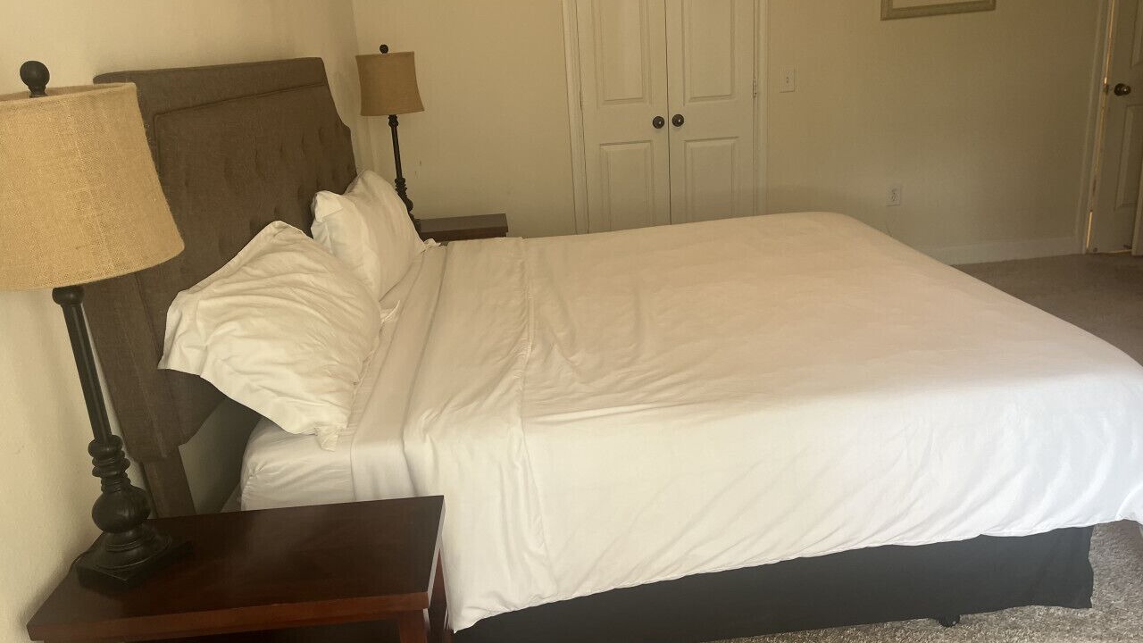 Photo of Bedroom in Nassau Bay