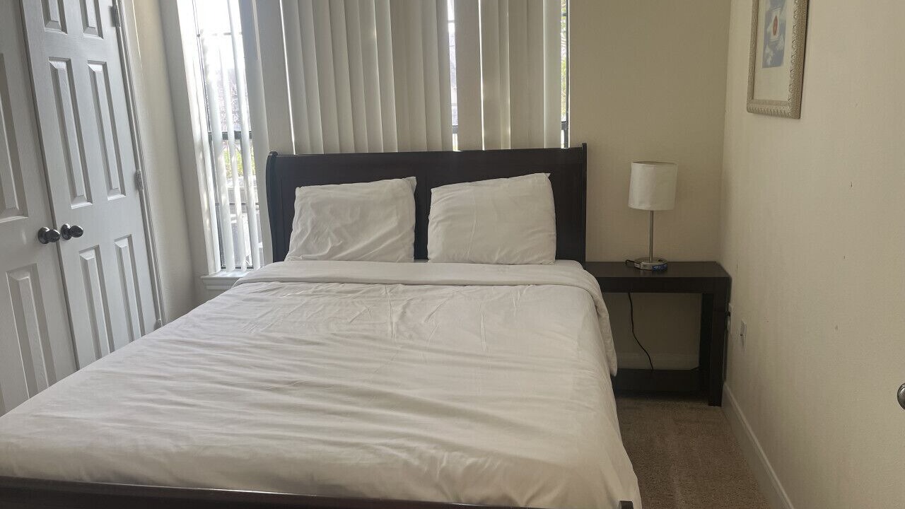 Photo of Bedroom in Nassau Bay