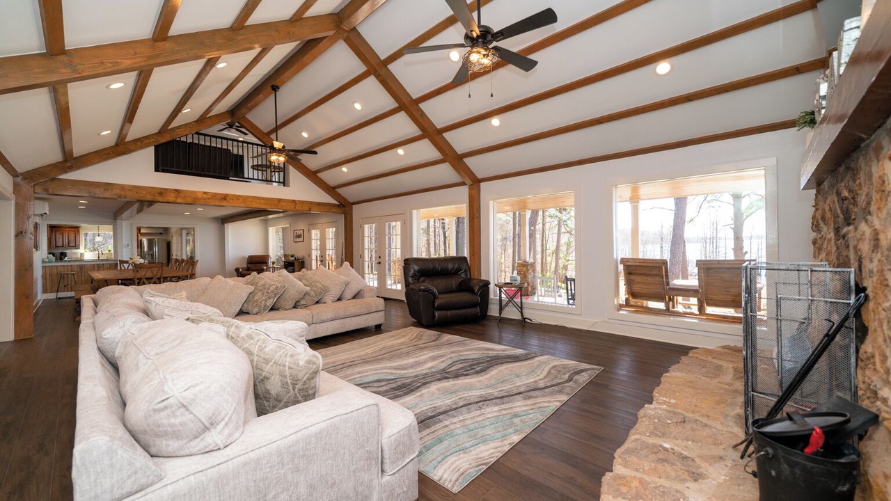 Photo of Livingroom in Avinger