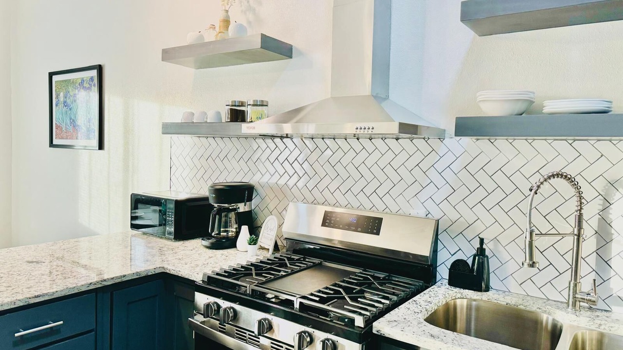 Photo of Kitchen in Biggs Field