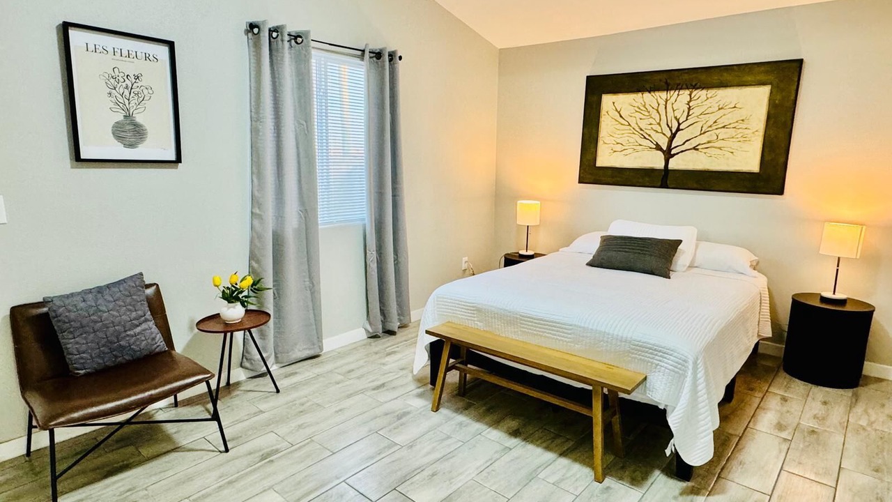 Photo of Bedroom in Biggs Field