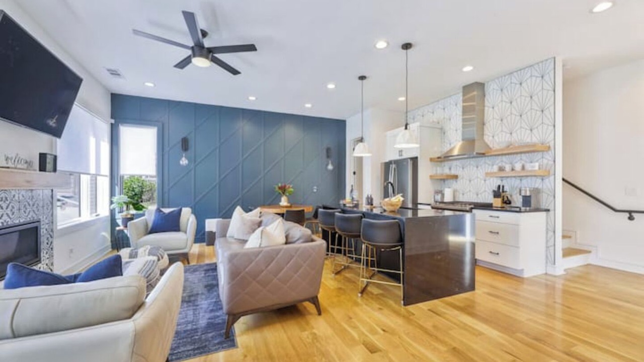 Photo of Livingroom in Old Fourth Ward