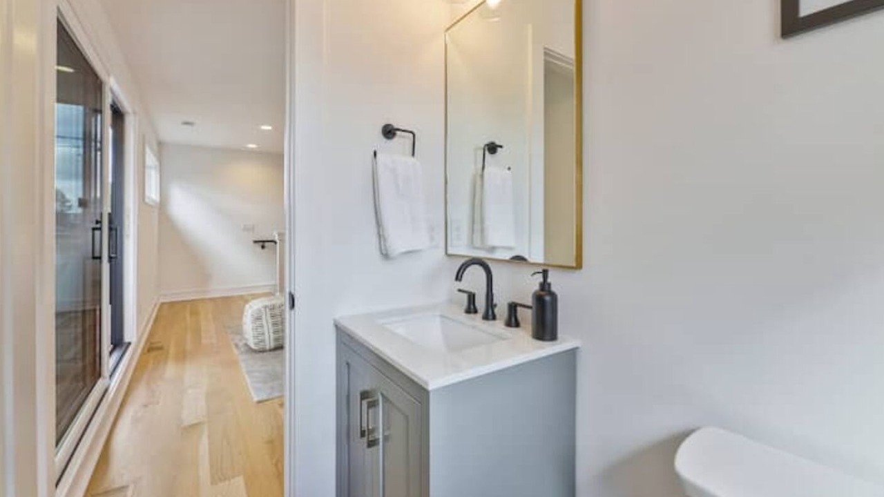 Photo of Bathroom in Old Fourth Ward