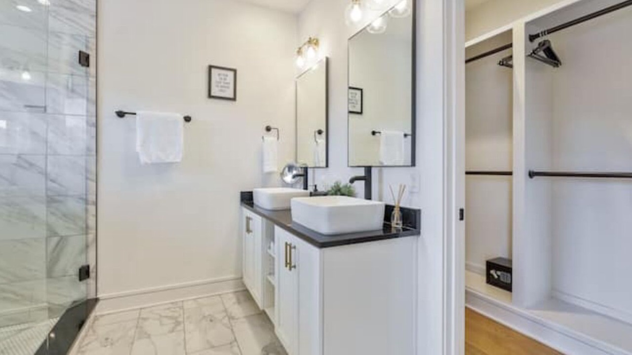 Photo of Bathroom in Old Fourth Ward