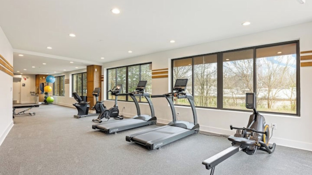 Photo of Others in Virginia Highland