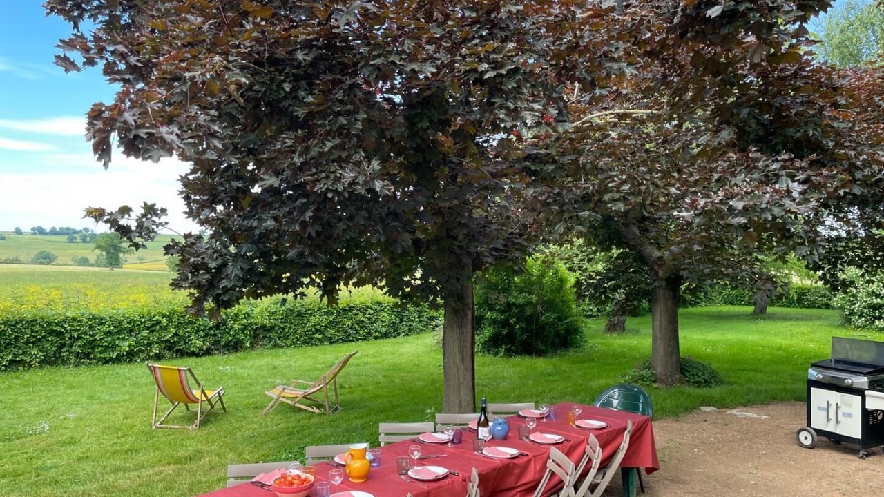 Photo of Outdoor in Poisson