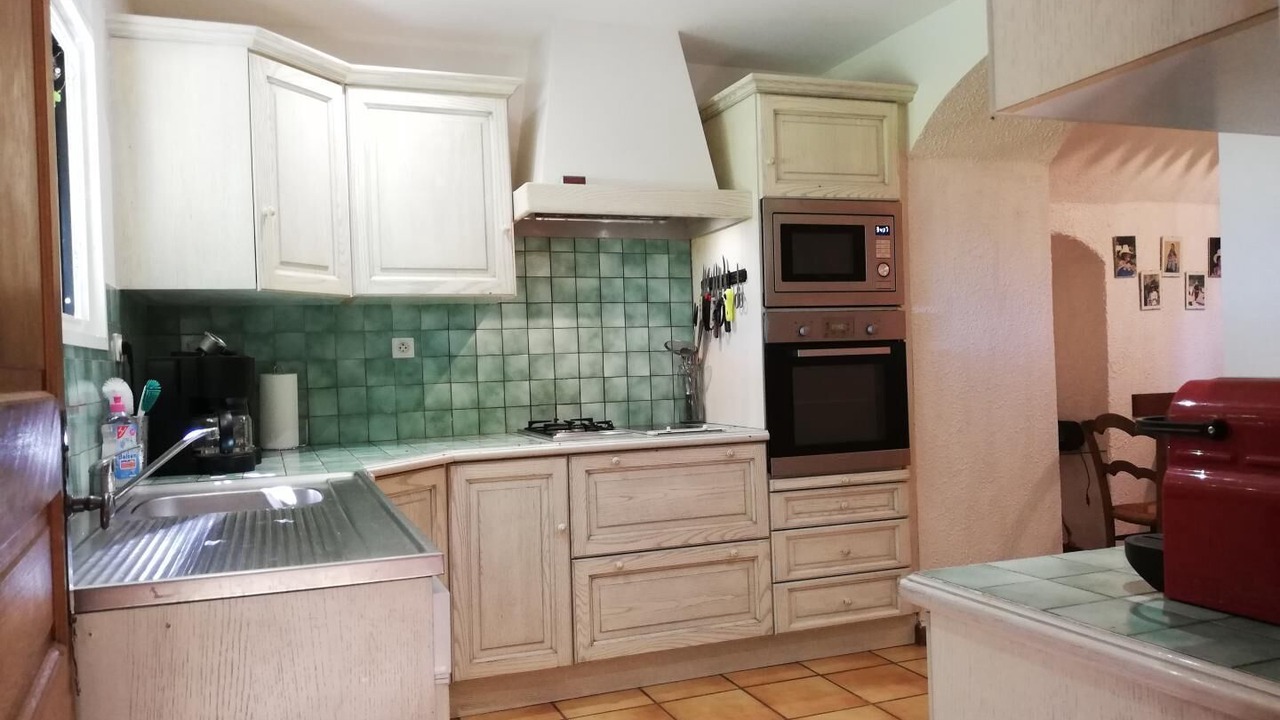 Photo of Kitchen in Poisson