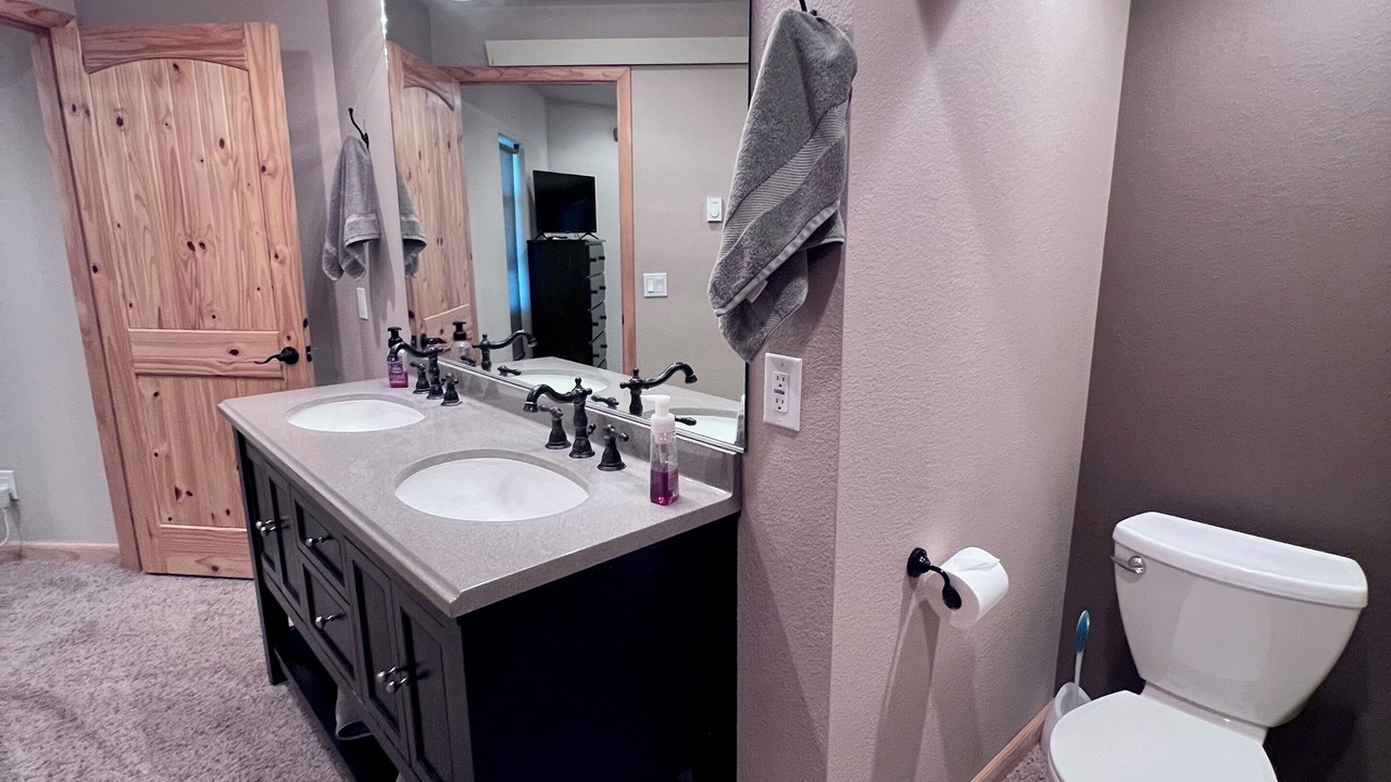 Photo of Bathroom in Wray