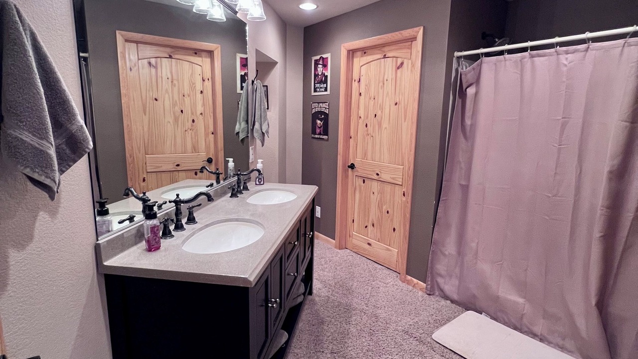 Photo of Bathroom in Wray