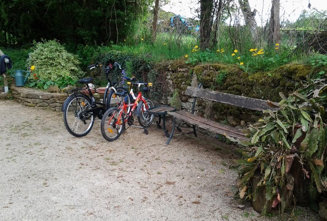 Photo of Others in Genouilly