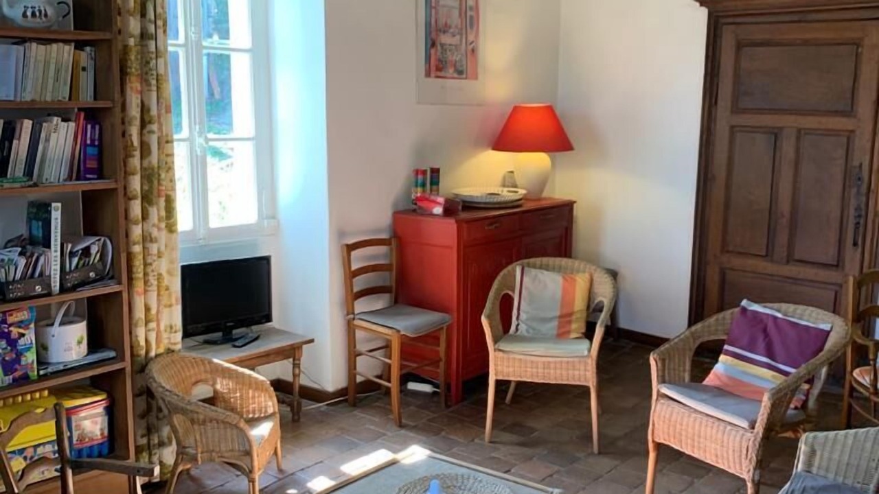 Photo of Livingroom in Buxy