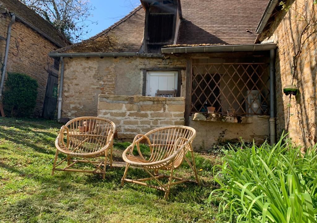 Photo of Outdoor in Buxy