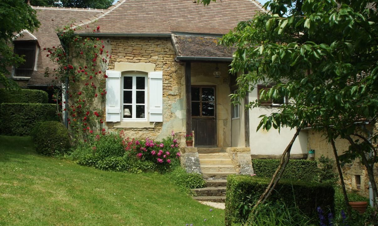 Photo of Outdoor in Buxy