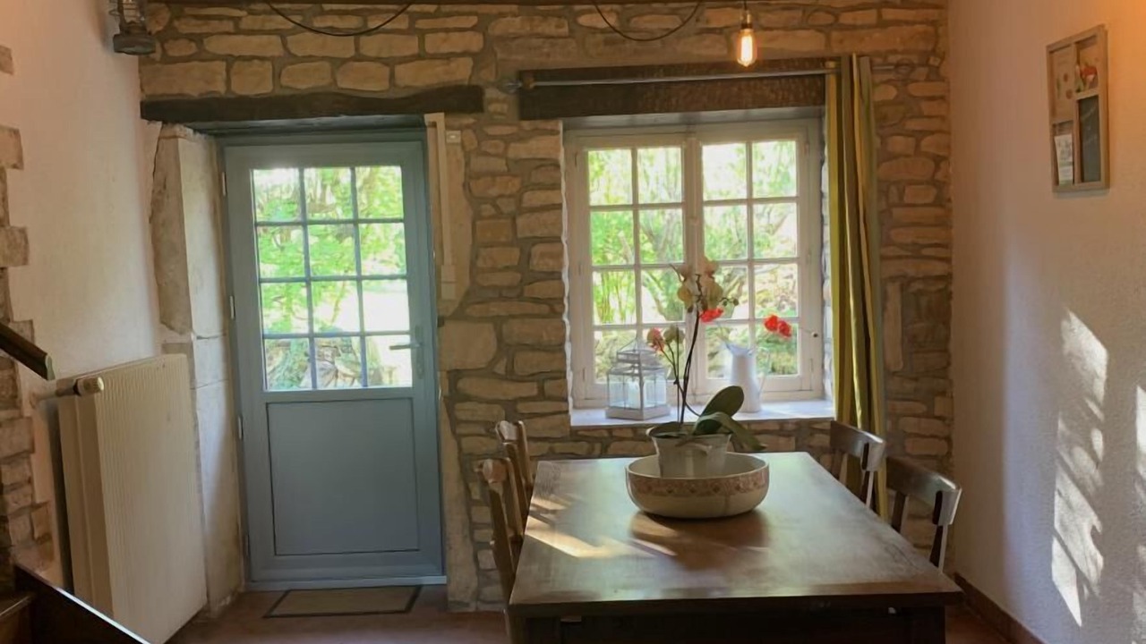 Photo of Others in Ozenay