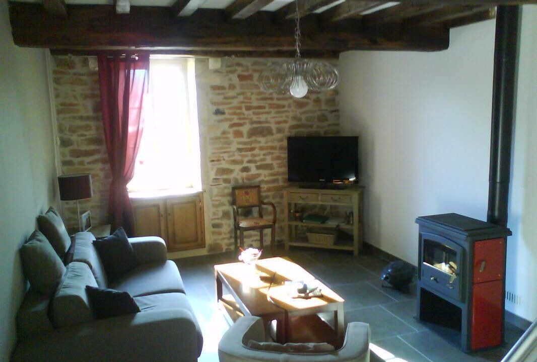 Photo of Livingroom in Etrigny