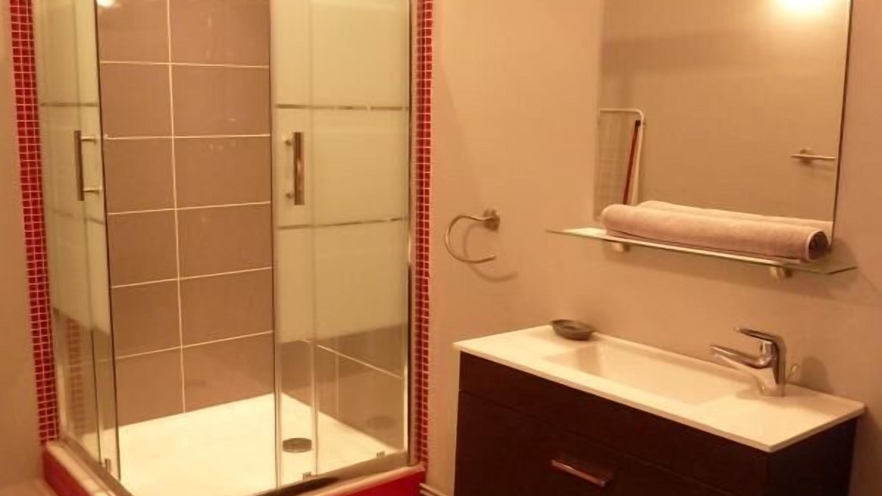 Photo of Bathroom in Laize