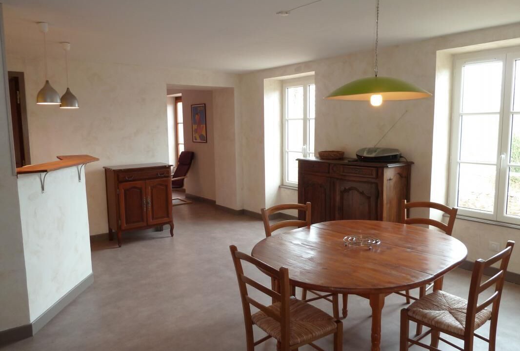 Photo of Others in Laize