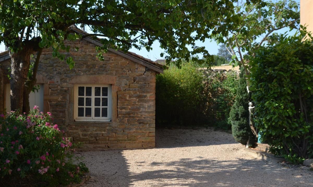 Photo of Outdoor in Laize