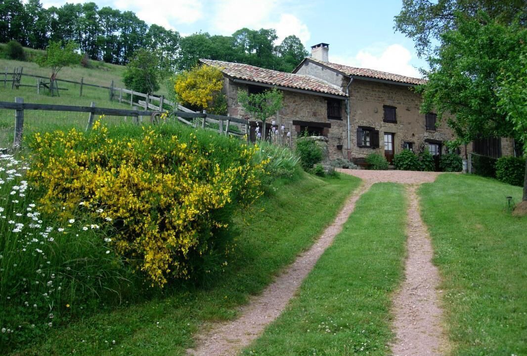 Photo of Outdoor in Matour