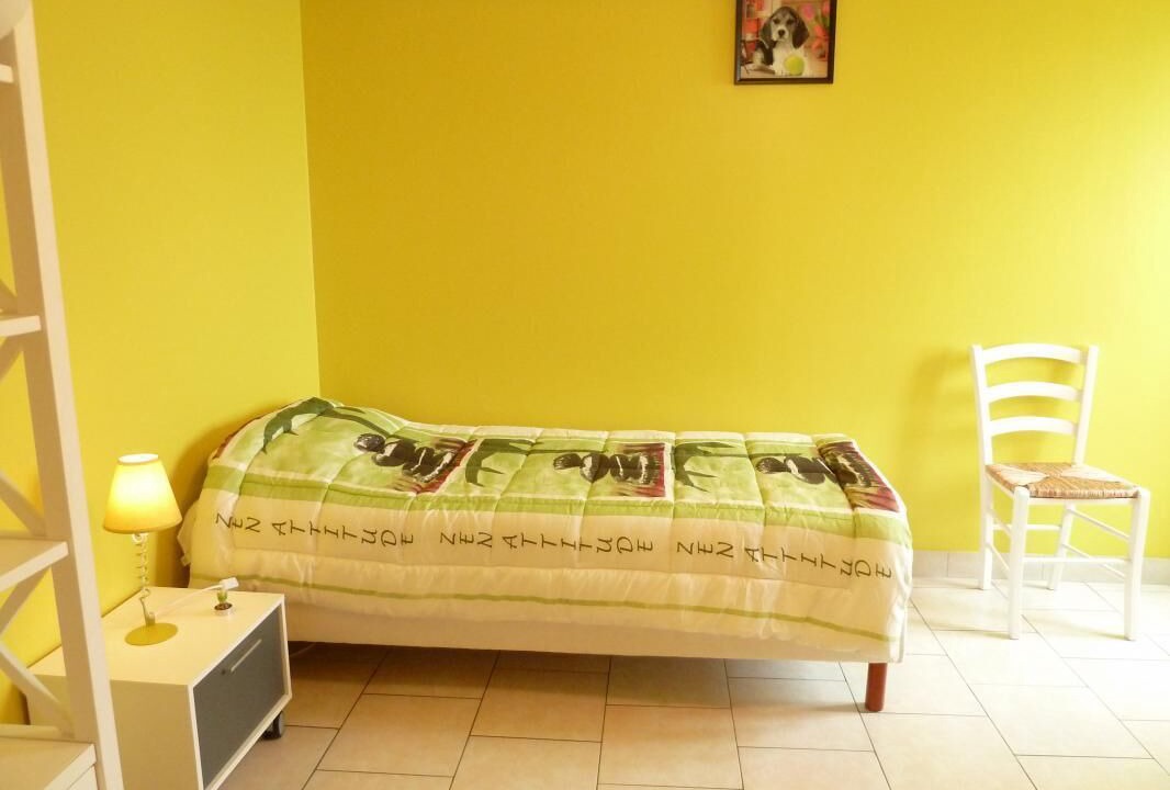 Photo of Bedroom in Saint-Martin-du-Tartre