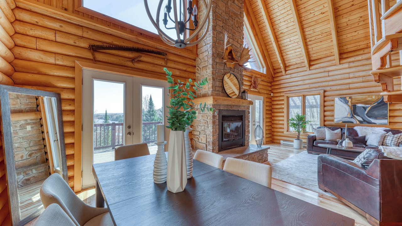 Photo of Livingroom in St-Adolphe-d'Howard