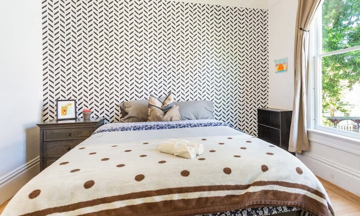 Photo of Bedroom in Downtown Berkeley