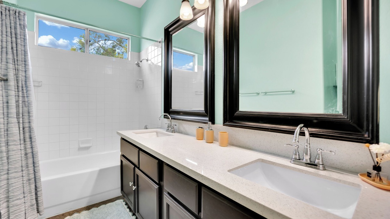 Photo of Bathroom in Silverado Ranch