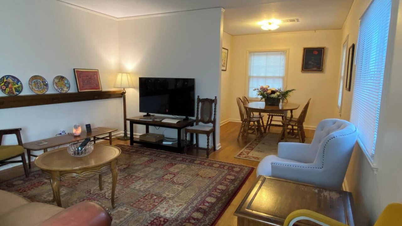 Photo of Livingroom in Turner Park