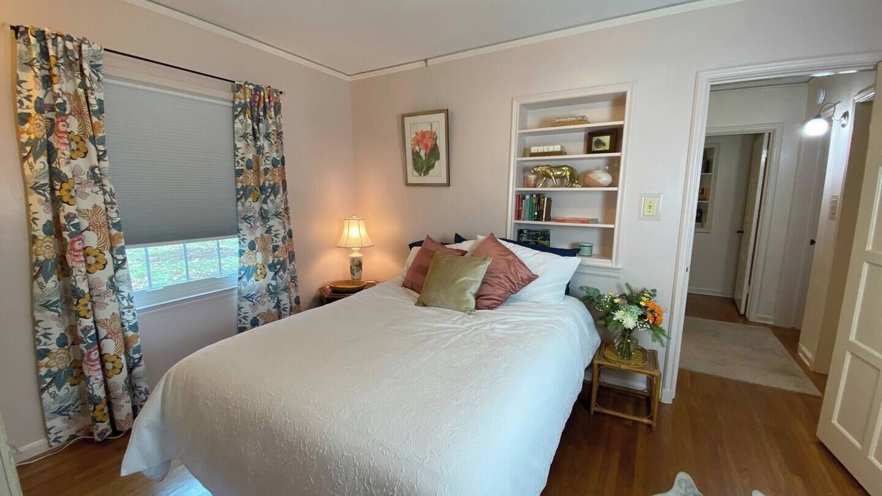 Photo of Bedroom in Turner Park