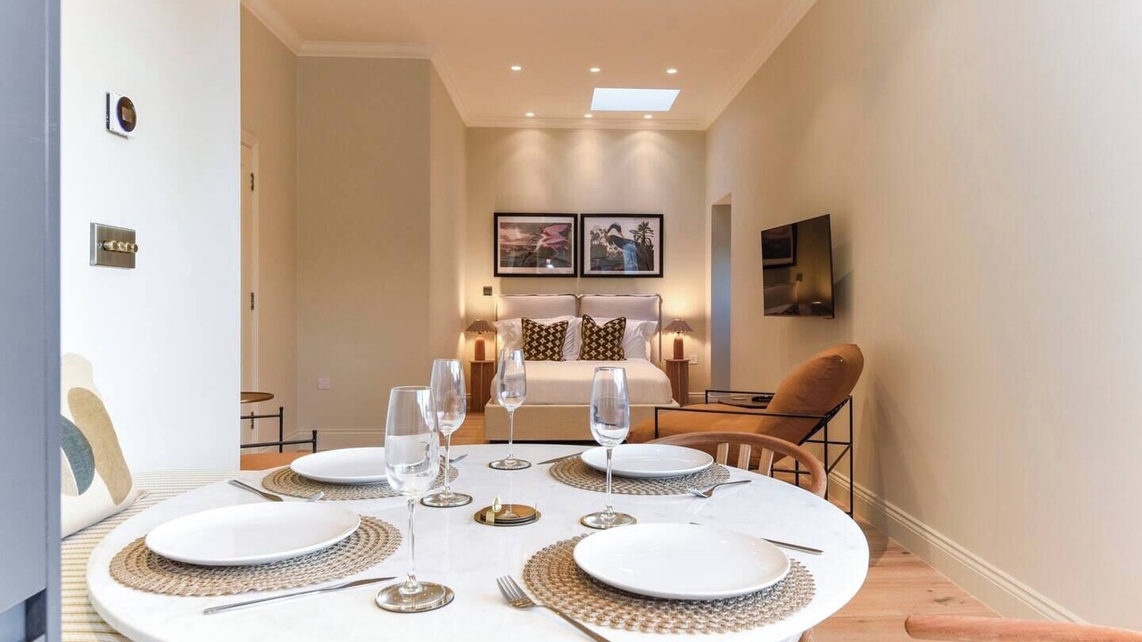 Photo of Bedroom in South Twickenham