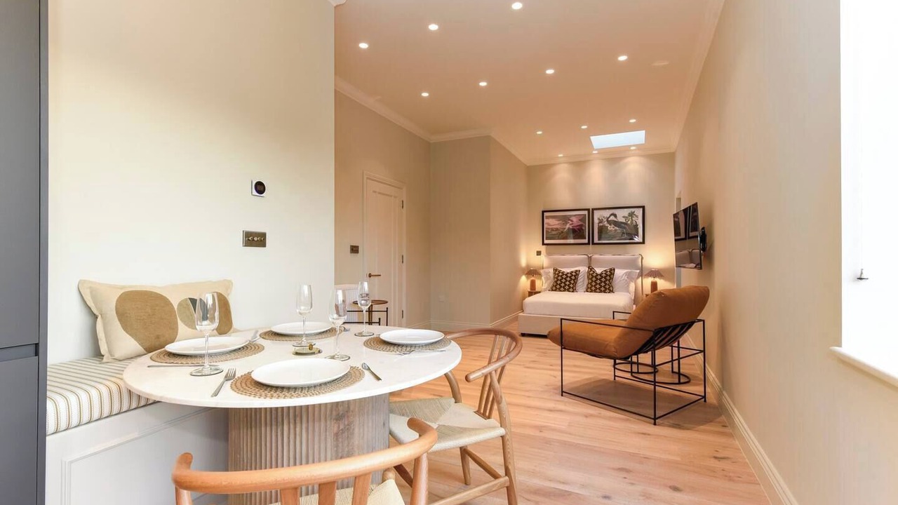 Photo of Others in South Twickenham